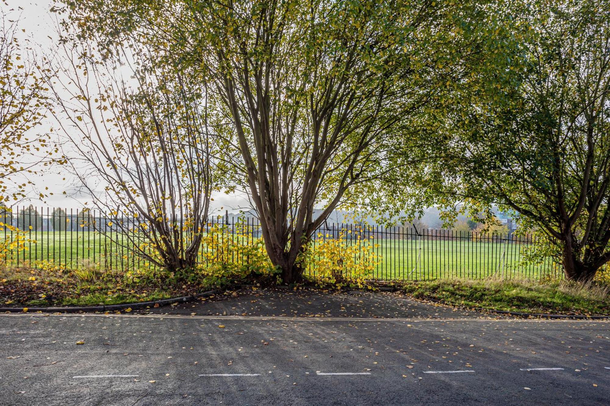 Coronation House By Yourstays - 3 Bedroom House In Newcastle-Under-Lyme Stoke-on-Trent المظهر الخارجي الصورة